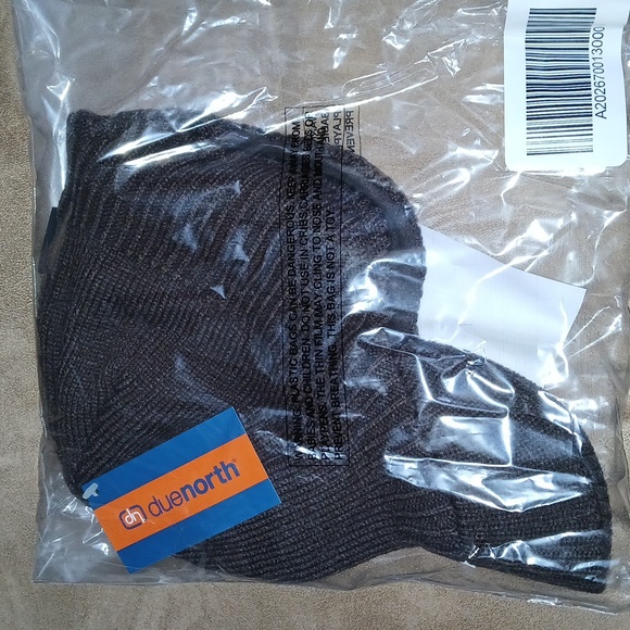 Due North Knit Cap w/ Wind Resistant Earflaps - brown - Picture 3 of 5